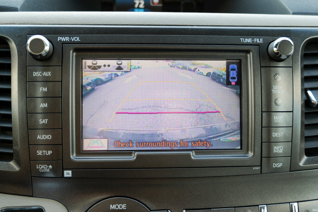 Used 2011 Toyota Sienna XLE w/ Premium Pkg FWD image 52