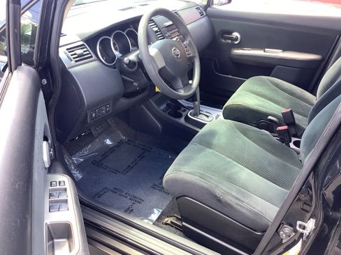Used 2012 Nissan Versa 1.8 S w/ Plus Pkg FWD image 11
