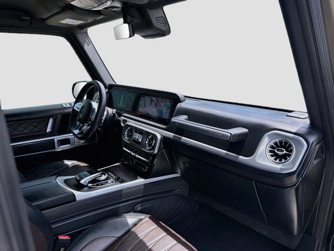 Used 2024 Mercedes-Benz G 550 image 14
