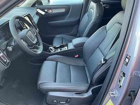 New 2026 Volvo XC40 B5 Plus w/ Climate Package image 14