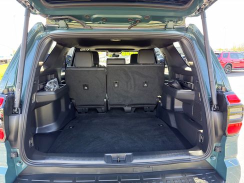 Used 2025 Toyota 4Runner TRD Off-Road Premium image 35