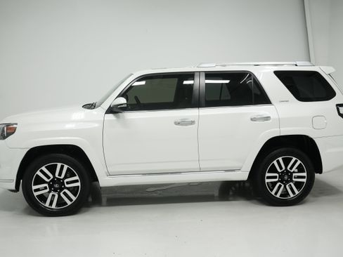 Used 2019 Toyota 4Runner Limited image 7