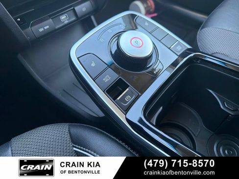 Certified 2022 Kia Niro EX FWD image 21