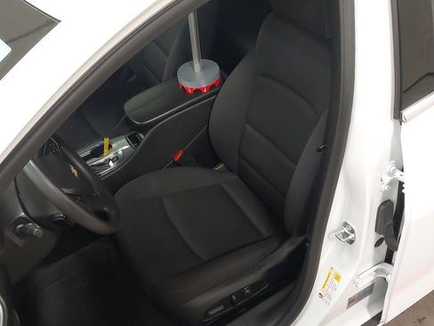 Used 2024 Chevrolet Malibu LT image 22