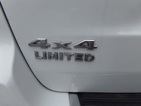 Used 2013 Jeep Grand Cherokee Limited w/ Trailer Tow Group image 15