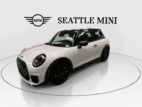 New 2026 MINI Cooper S image 5