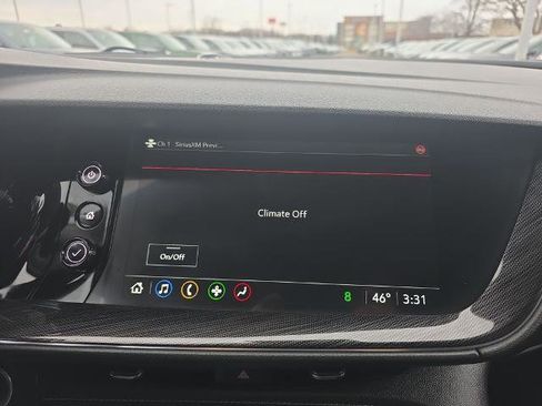 Used 2023 Buick Envision Essence image 11