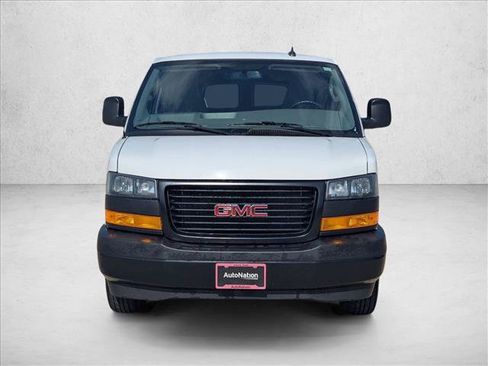 Used 2023 GMC Savana 3500 LS RWD image 2