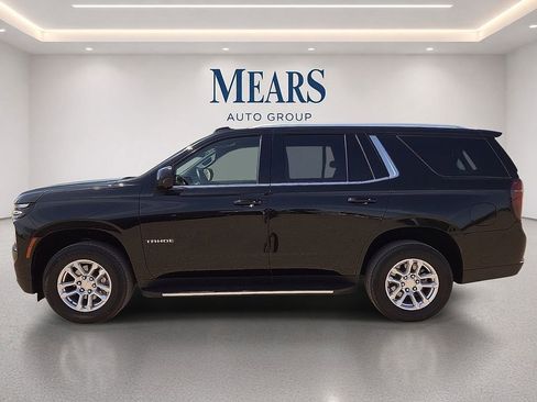 Used 2025 Chevrolet Tahoe LT AWD/4WD image 2
