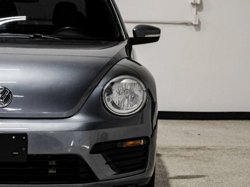 Used 2018 Volkswagen Beetle 2.0T S FWD image 48