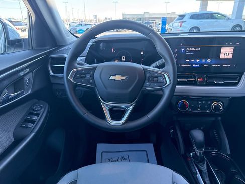 Used 2026 Chevrolet TrailBlazer LT w/ LT Cold Weather Package image 16