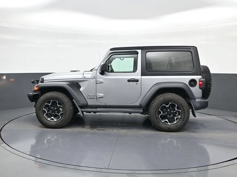 Used 2021 Jeep Wrangler Sport AWD/4WD image 4
