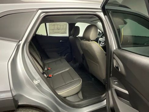 New 2026 Chevrolet Trax ACTIV w/ Sunroof Package FWD image 26
