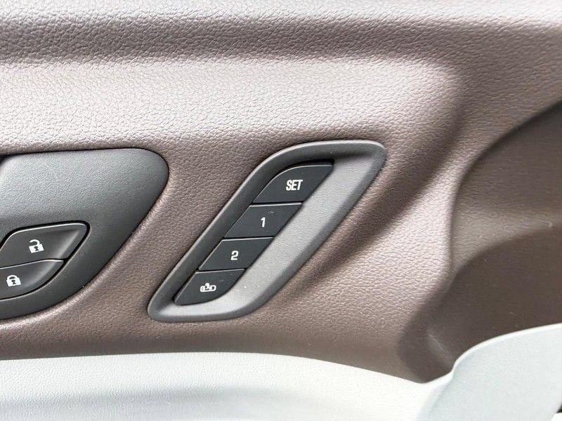 Used 2023 GMC Acadia SLT w/ Preferred Package AWD/4WD image 20