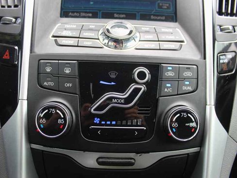 Used 2011 Hyundai Sonata Limited w/ Navigation Pkg 5 FWD image 22
