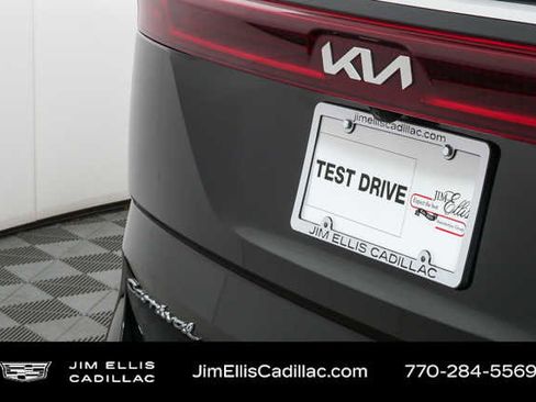 Used 2022 Kia Carnival SX Prestige image 36