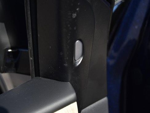 Certified 2024 Nissan Murano SL image 11