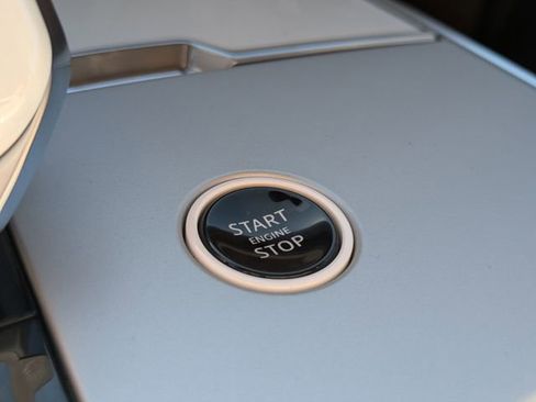 New 2026 Land Rover Range Rover SV image 25