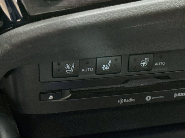Used 2022 Lexus ES 300h w/ Premium Package FWD image 21