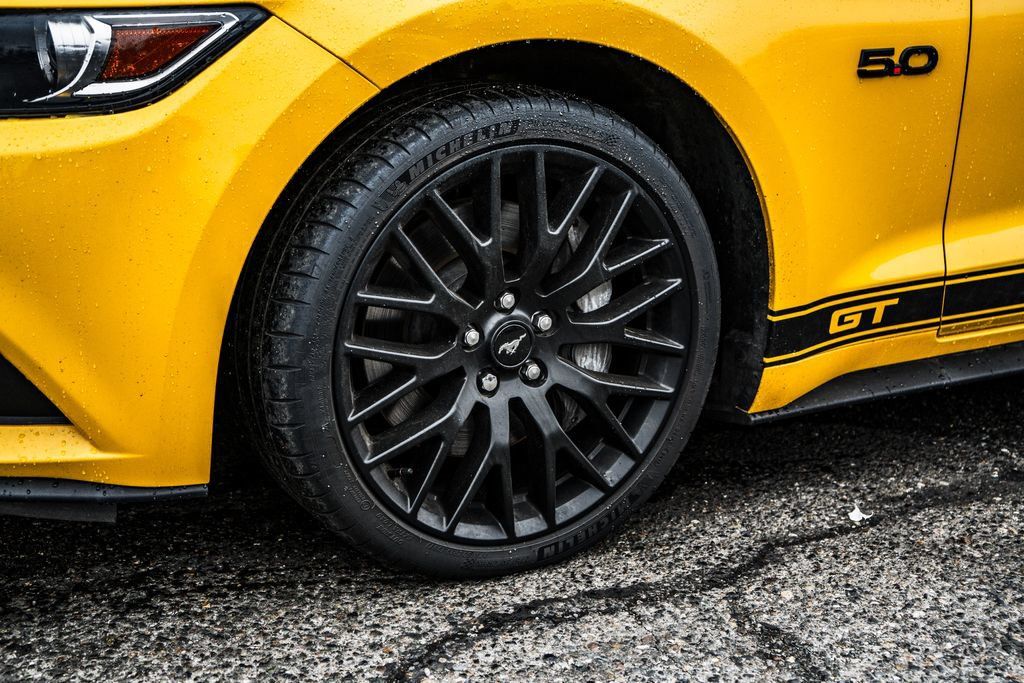 Used 2016 Ford Mustang GT Premium RWD image 13