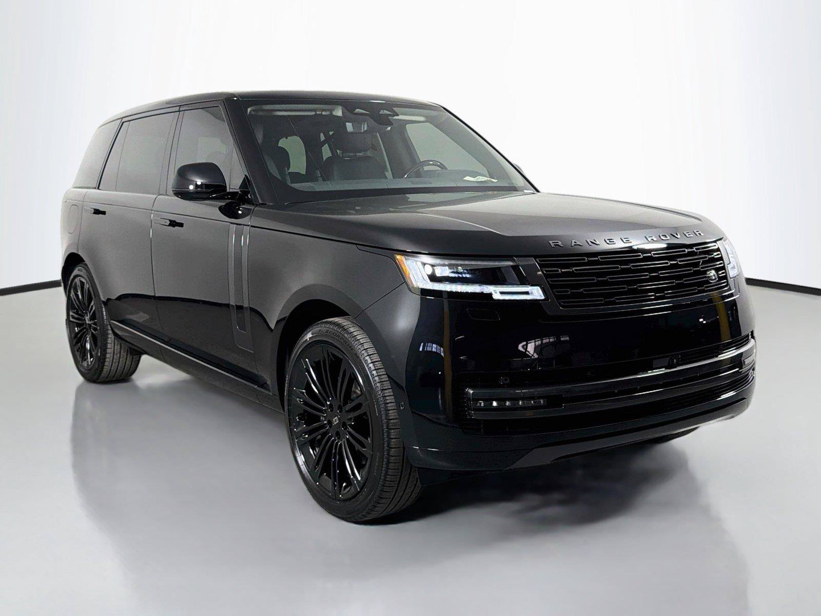 New 2027 Land Rover Range Rover Long Wheelbase SE AWD/4WD image 3