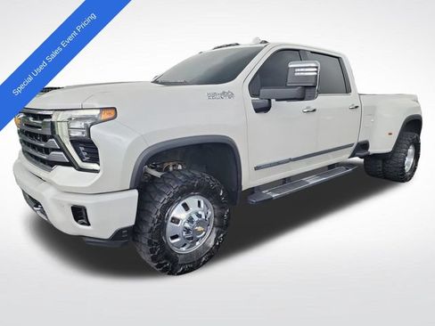 Used 2024 Chevrolet Silverado 3500 High Country w/ High Country Premium Package AWD/4WD image 1