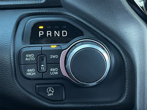 Used 2025 RAM 1500 Big Horn image 17