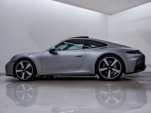 New 2026 Porsche 911 Carrera 4S image 2