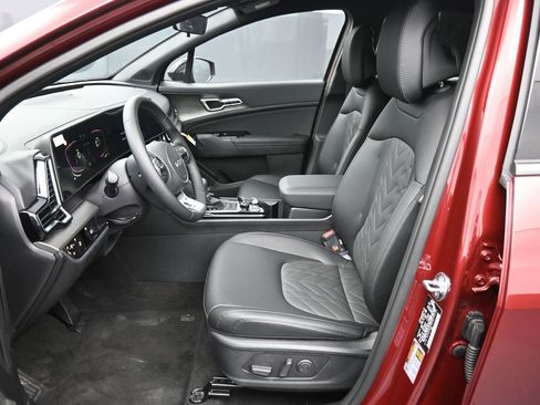 Certified 2025 Kia Sportage X-Line AWD/4WD image 18