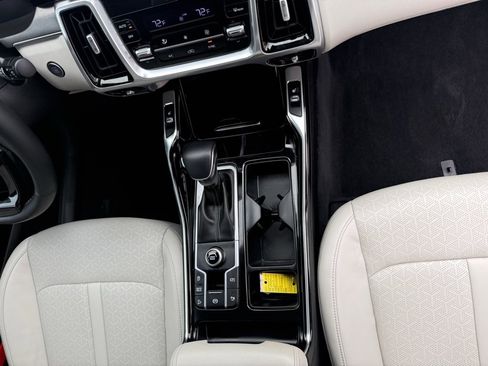 Used 2022 Kia Sorento SX image 43