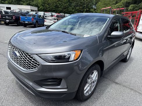 Used 2024 Ford Edge SEL AWD/4WD image 3