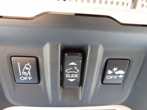 Used 2022 Subaru Forester Limited AWD/4WD image 27