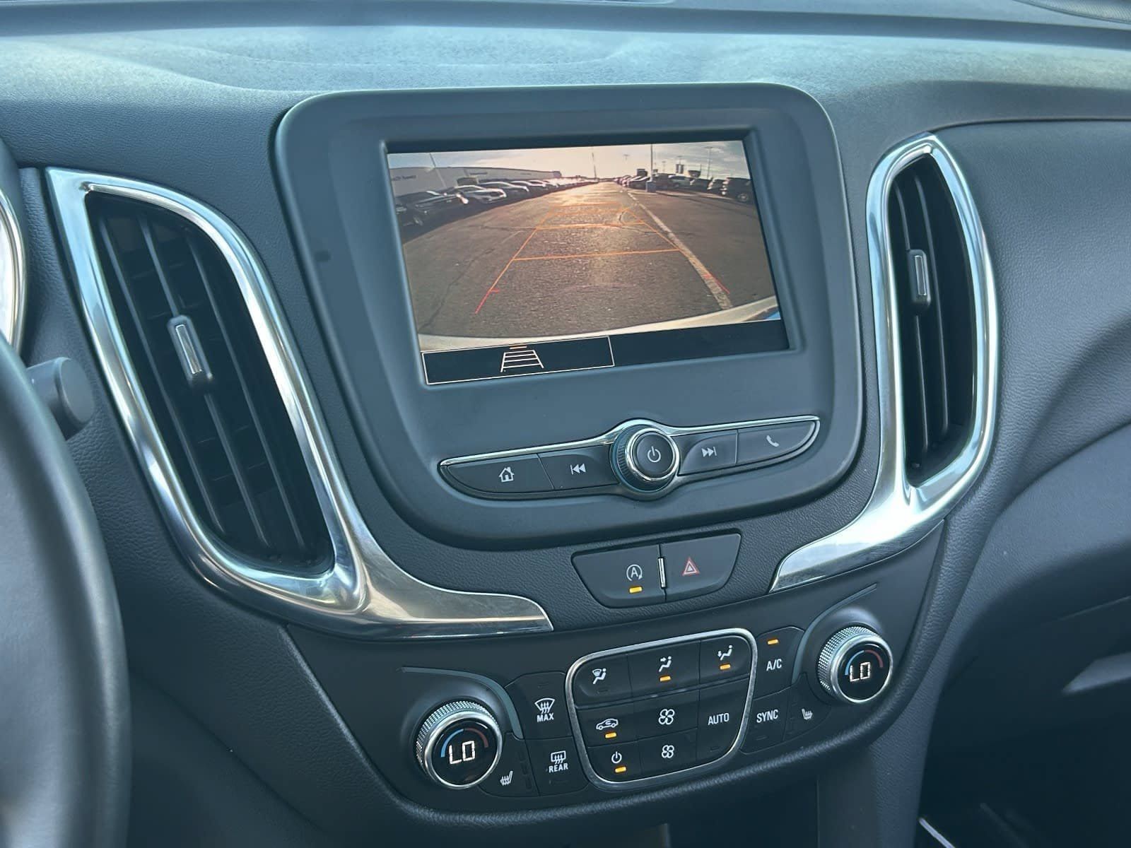Used 2024 Chevrolet Equinox LT FWD image 33