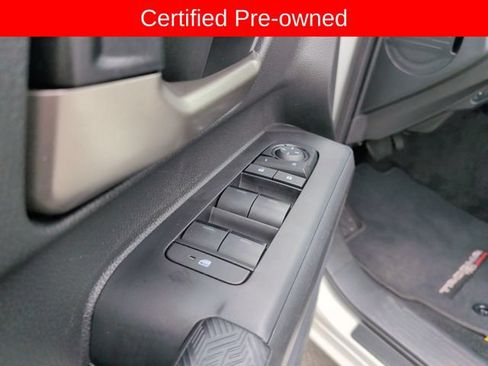 Certified 2025 Toyota Tacoma TRD Off-Road AWD/4WD image 11