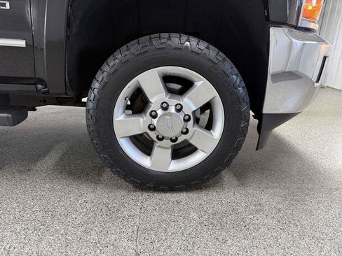 Used 2016 Chevrolet Silverado 2500 LTZ w/ LTZ Plus Package AWD/4WD image 45