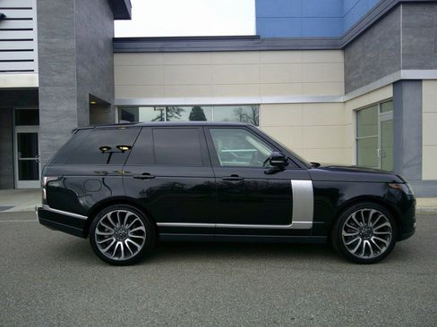 Used 2021 Land Rover Range Rover Westminster Edition image 6