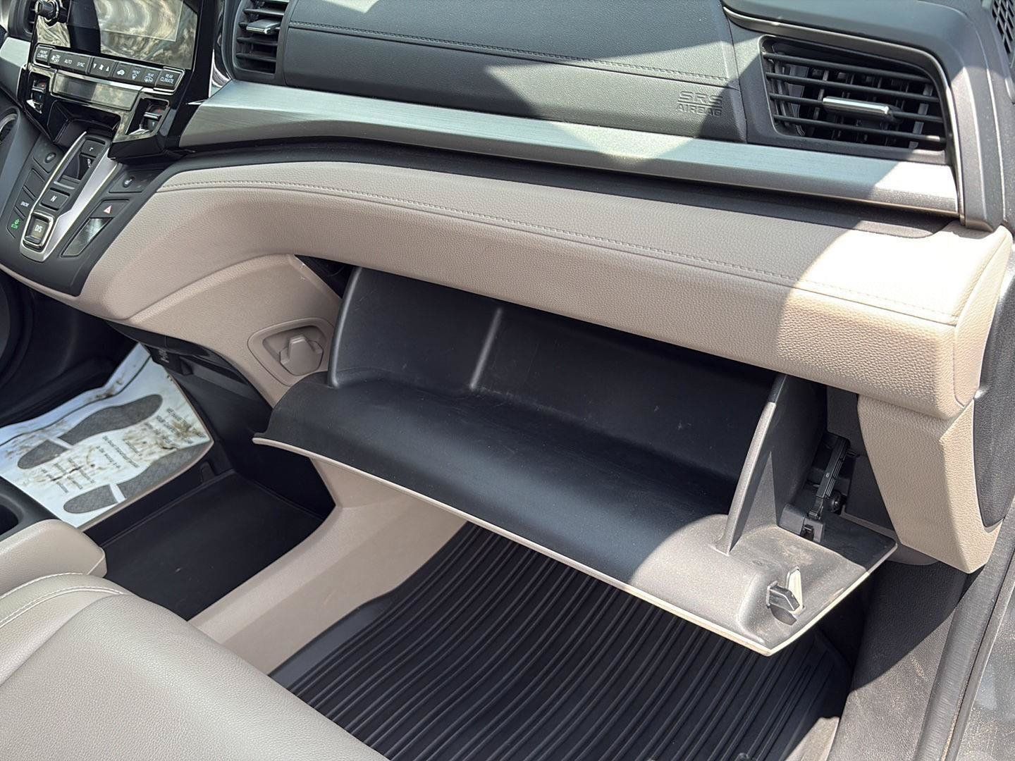 Used 2018 Honda Odyssey EX-L image 24