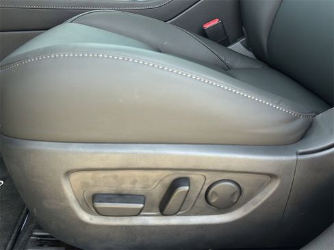 New 2025 MAZDA CX-30 AWD 2.5 S w/ Preferred Package image 14