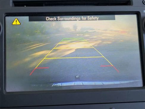 Used 2017 Chevrolet Traverse Premier image 28