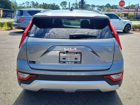New 2026 Kia Niro LX FWD image 5