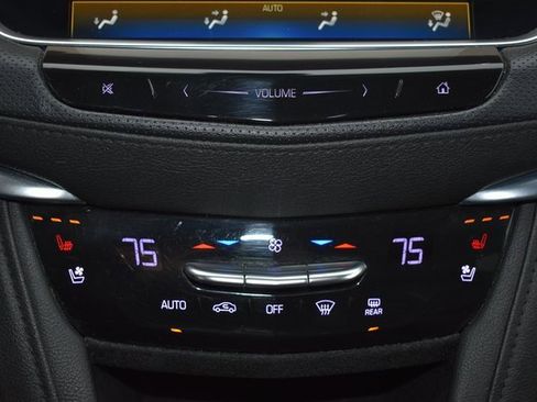 Used 2019 Cadillac XT5 Premium Luxury image 27