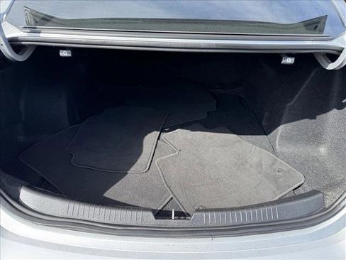 Used 2020 Chevrolet Malibu LT FWD image 8