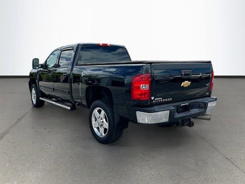 Used 2014 Chevrolet Silverado 2500 LTZ w/ LTZ Plus Package AWD/4WD image 23