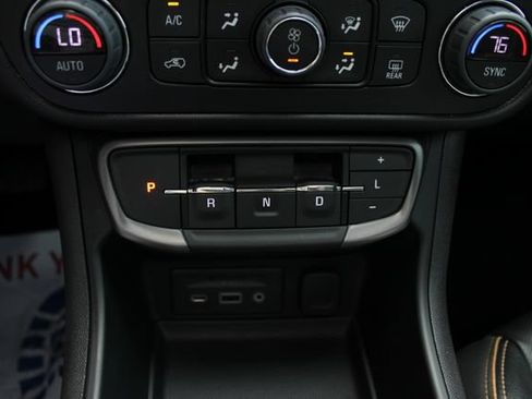 Used 2024 GMC Terrain AT4 w/ Infotainment Package II AWD/4WD image 18