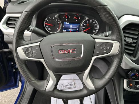 Used 2023 GMC Acadia SLE w/ Driver Convenience Package image 23