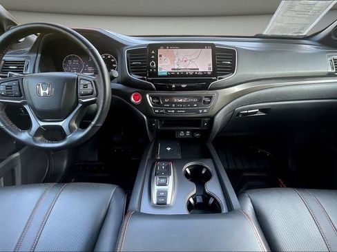 Used 2025 Honda Ridgeline TrailSport image 10