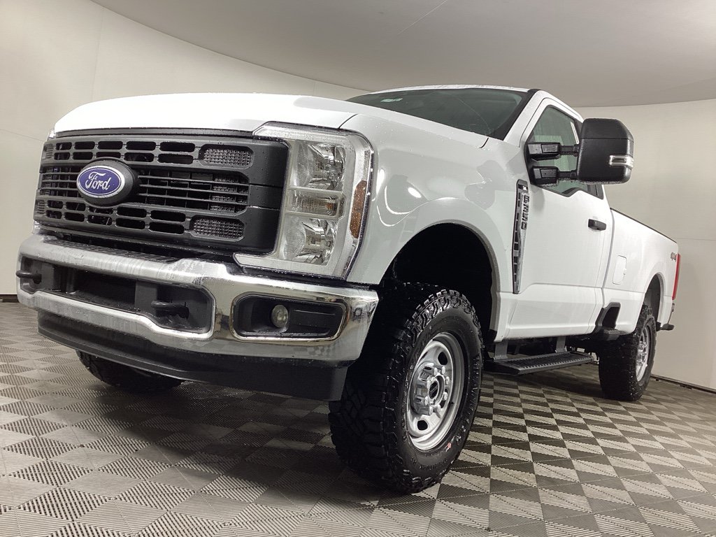 New 2026 Ford F350 XL w/ XL Off-Road Package AWD/4WD image 5