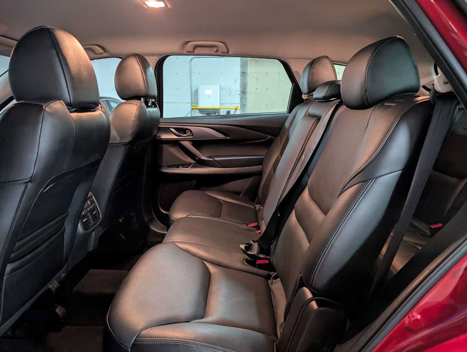Used 2021 MAZDA CX-9 Touring AWD/4WD image 16
