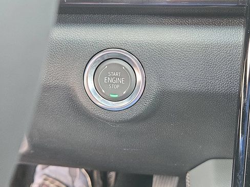 New 2027 GMC Terrain AT4 w/ Convenience Package III AWD/4WD image 33