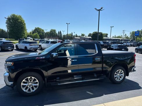 Used 2019 Chevrolet Silverado 1500 LTZ w/ LTZ Plus Package AWD/4WD image 10